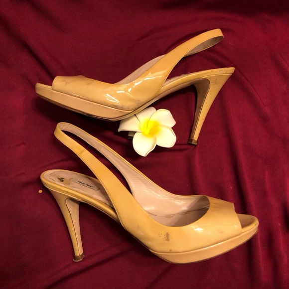 Miu Miu Patent 4” Nude Heels - Picture 5 of 6